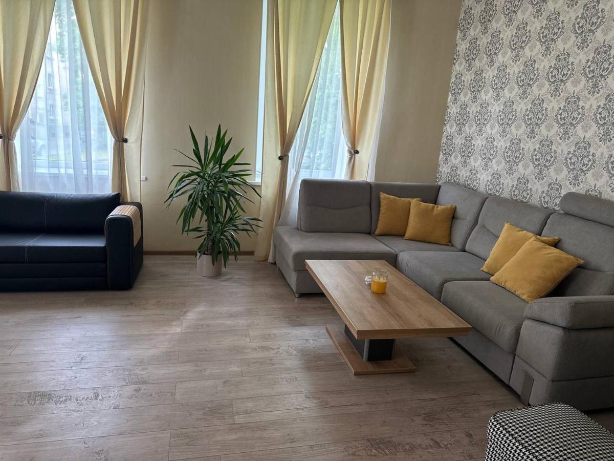 Apartamenti Dvinska Daugavpils Exterior foto