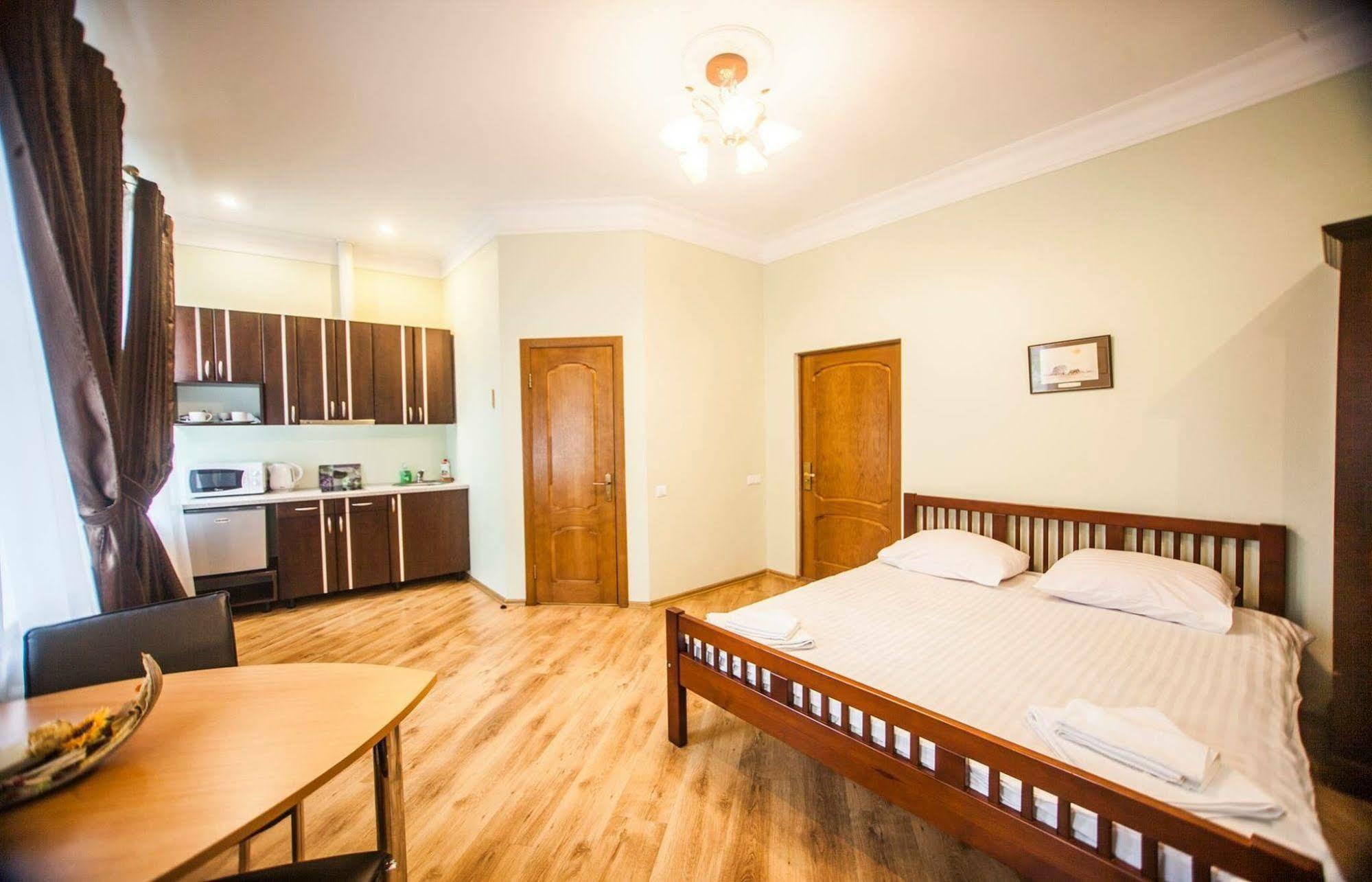 Apartamenti Dvinska Daugavpils Exterior foto
